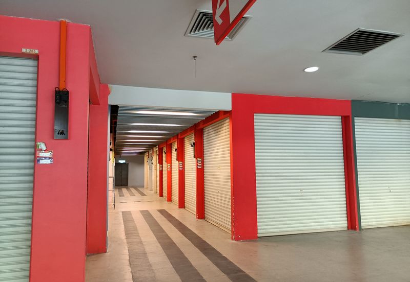 Kompleks Metro Pudu- Walking Distance to Chan Sow Lin LRT Station - Retail Kiosk - Fraser Business Park - Pudu