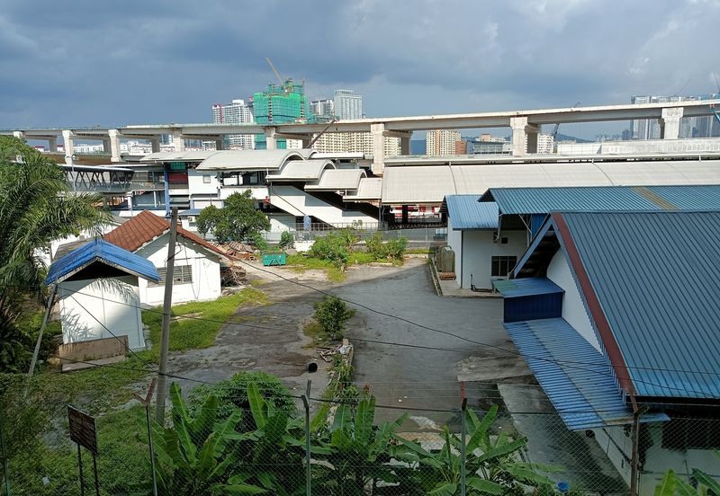 Kompleks Metro Pudu- Walking Distance to Chan Sow Lin LRT Station - Retail Kiosk - Fraser Business Park - Pudu