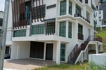 Kingsley Hills @ Putra Heights