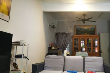 USJ 9 - Subang Jaya - 2 Storey Intermediate Terrace House - For Sales