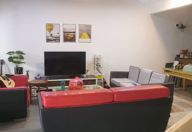 USJ 9 - Subang Jaya - 2 Storey Intermediate Terrace House - For Sales