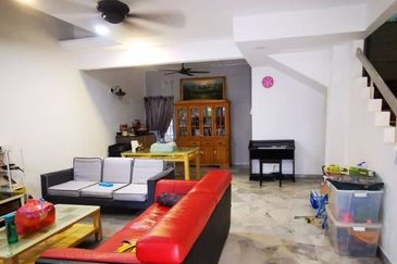 USJ 9 - Subang Jaya - 2 Storey Intermediate Terrace House - For Sales