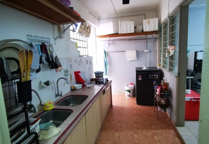 USJ 9 - Subang Jaya - 2 Storey Intermediate Terrace House - For Sales