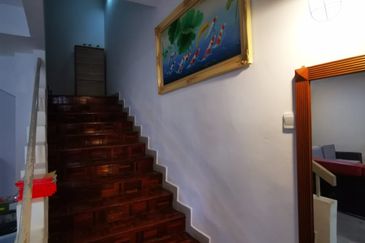 USJ 9 - Subang Jaya - 2 Storey Intermediate Terrace House - For Sales