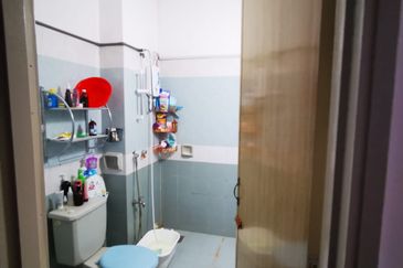 USJ 9 - Subang Jaya - 2 Storey Intermediate Terrace House - For Sales