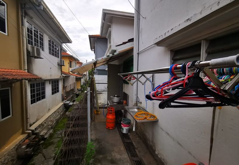 USJ 9 - Subang Jaya - 2 Storey Intermediate Terrace House - For Sales