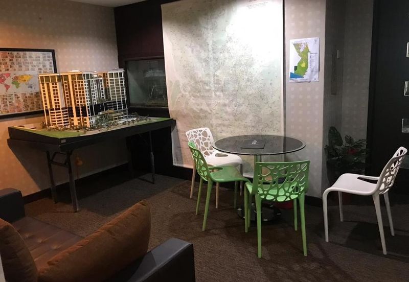 Plaza Dwitasik, Bandar Sri Permaisuri