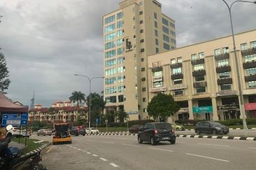 Plaza Dwitasik, Bandar Sri Permaisuri