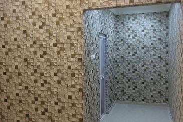 Klang - Batu 6, Pekan Meru - Single Storey Semi-D - FOR SALES