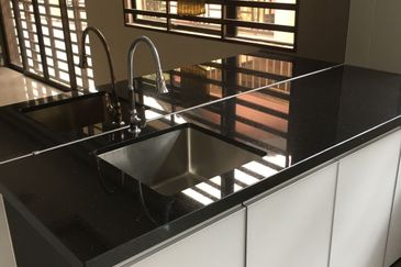 Klang - Batu 6, Pekan Meru - Single Storey Semi-D - FOR SALES