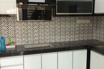 Klang - Batu 6, Pekan Meru - Single Storey Semi-D - FOR SALES