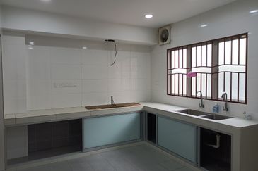 Setia Alam - Setia Impian 2 - 2 storey intermediate Terrace House - Near to Food Court and Night Market - For Sales