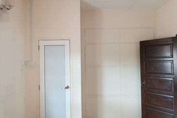 Setia Alam - Setia Impian 2 - 2 storey intermediate Terrace House - Near to Food Court and Night Market - For Sales