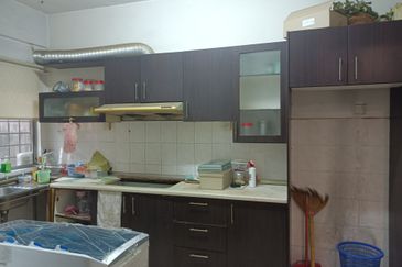 Shah Alam - Berjaya Park Phase 1 - 2 Storey Terrace Endlot - Beside Playground - For Sales