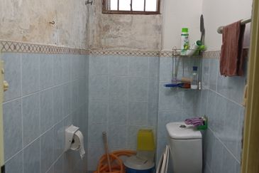 Shah Alam - Berjaya Park Phase 1 - 2 Storey Terrace Endlot - Beside Playground - For Sales