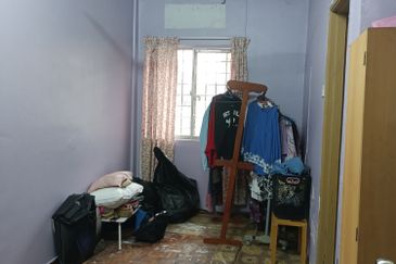 Shah Alam - Berjaya Park Phase 1 - 2 Storey Terrace Endlot - Beside Playground - For Sales