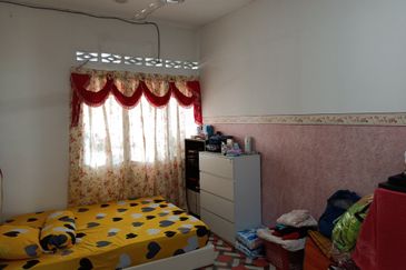 Telok Panglima Garang - Taman Dato Hormat - Single Storey Corner House - For Sales