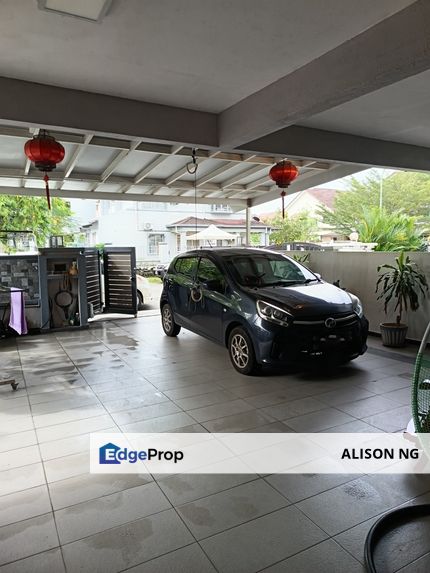 Subang Jaya - Putra Heights - 2 storey Intermediate Terrace House - For Sales, Selangor, Subang Jaya