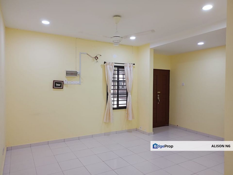 Klang - Kampong Delek - Taman Udang Cendana - Townhouse - Ground Floor - For Sales, Selangor, Klang