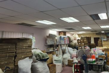 Kuala Lumpur - Cheras - Taman Suria Jaya - 4 storey Shoplot - For Sales