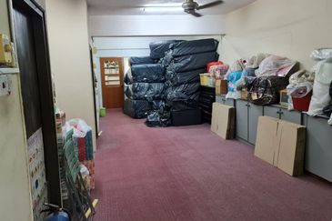 Kuala Lumpur - Cheras - Taman Suria Jaya - 4 storey Shoplot - For Sales