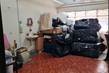 Kuala Lumpur - Cheras - Taman Suria Jaya - 4 storey Shoplot - For Sales