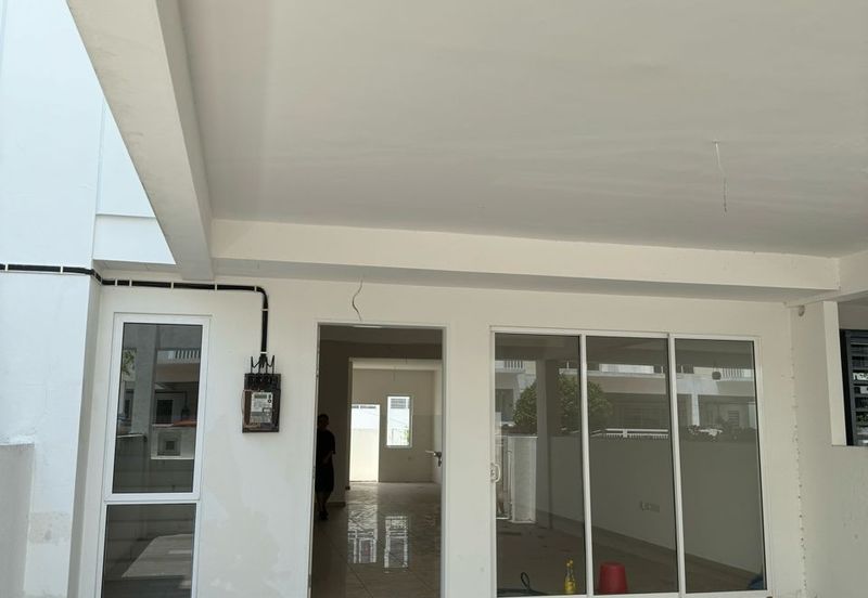 Negeri Sembilan - Bandar Sri Sendayan - Suriaman 3 - 2 storey Intermediate Terrace House - For Sales