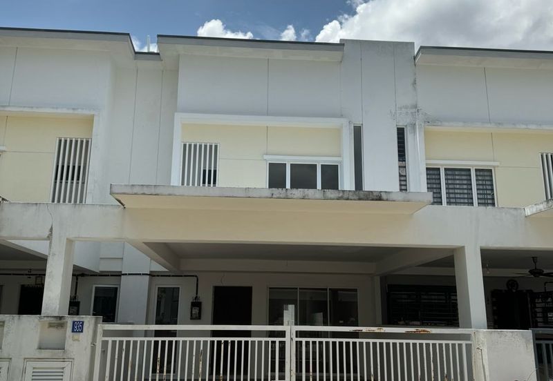 Negeri Sembilan - Bandar Sri Sendayan - Suriaman 3 - 2 storey Intermediate Terrace House - For Sales