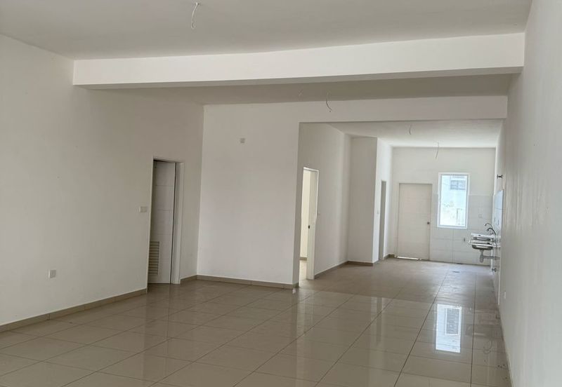 Negeri Sembilan - Bandar Sri Sendayan - Suriaman 3 - 2 storey Intermediate Terrace House - For Sales