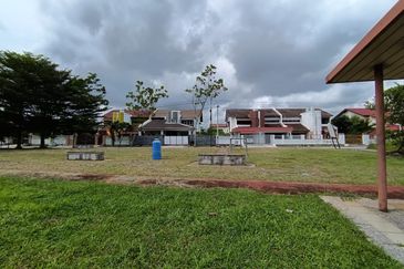 Klang - Taman Petaling Indah - Residential Bungalow Land - For Sales