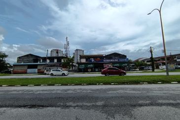 Klang - Taman Petaling Indah - Residential Bungalow Land - For Sales