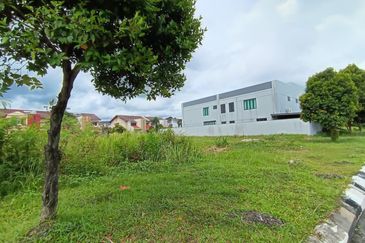Klang - Taman Petaling Indah - Residential Bungalow Land - For Sales