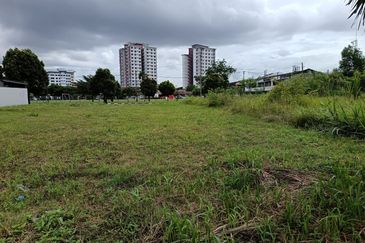 Klang - Taman Petaling Indah - Residential Bungalow Land - For Sales