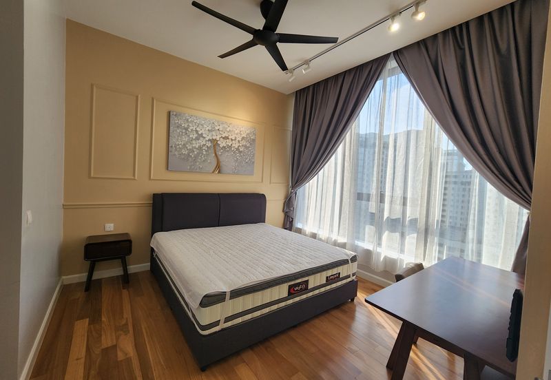 Pavilion Ceylon Hill