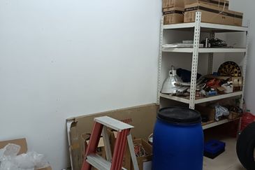 Puchong - Bukit Purchong - Single Storey Shoplot - Intermediate - To Let