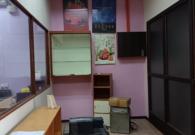 Puchong - Bukit Purchong - Single Storey Shoplot - Intermediate - To Let