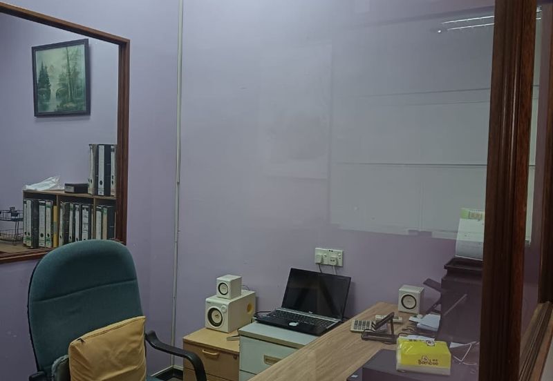 Puchong - Bukit Purchong - Single Storey Shoplot - Intermediate - To Let