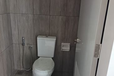 Elmina Business Park