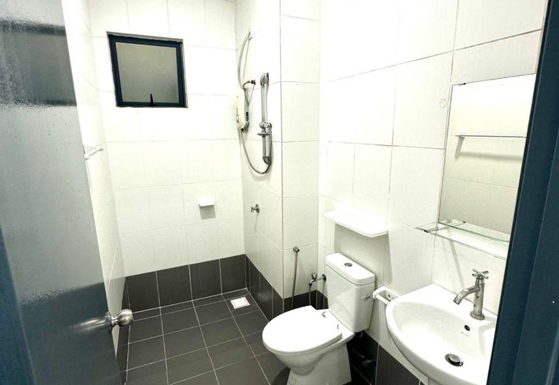 Riverdale @ USJ One Park