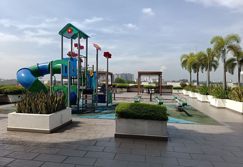 Riverdale @ USJ One Park