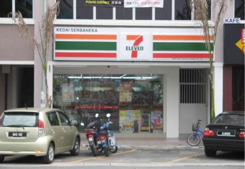 Klang - Jalan Pasar - Ground Floor of 4 Storey Shop - For Sales