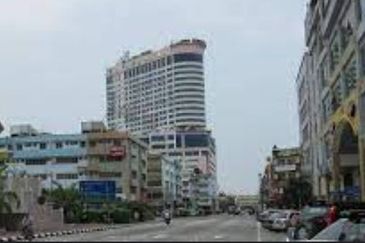 Klang - Jalan Pasar - Ground Floor of 4 Storey Shop - For Sales