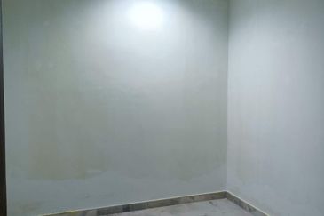 Shah Alam - Seksyen 27 - Taman Alam Megah - Intermediate Single Storey - To Let