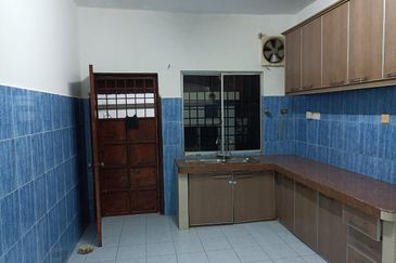 Shah Alam - Seksyen 27 - Taman Alam Megah - Intermediate Single Storey - To Let