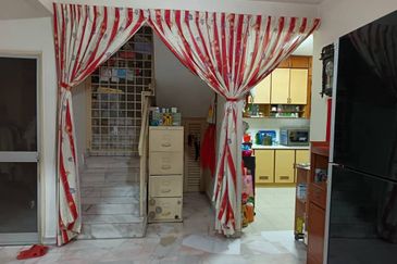 Shah Alam - Taman Alam Megah - 2 storey endlot - opposite field - For Sales