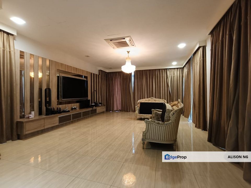 Melaka - Bukit Katil/Air Keroh - Taman Saujana Heights - 2 Storey Bungalow - Freehold - To Let, Melaka, Bukit Katil