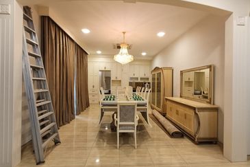 Melaka - Bukit Katil/Air Keroh - Taman Saujana Heights - 2 Storey Bungalow - Freehold - To Let