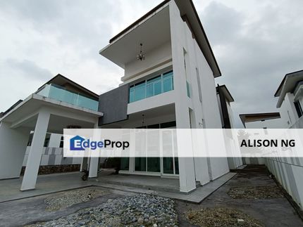 Melaka - Bukit Katil/Air Keroh - Taman Saujana Heights - 2 Storey Bungalow - Freehold - To Let, Melaka, Bukit Katil