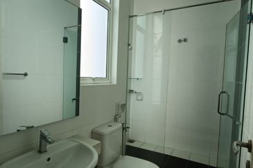 Melaka - Bukit Katil/Air Keroh - Taman Saujana Heights - 2 Storey Bungalow - Freehold - To Let