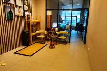 Medan Niaga Tasik Damai